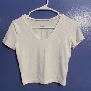 Women‘s White V-Neck Cropped T Shirt Size S Wild Fable